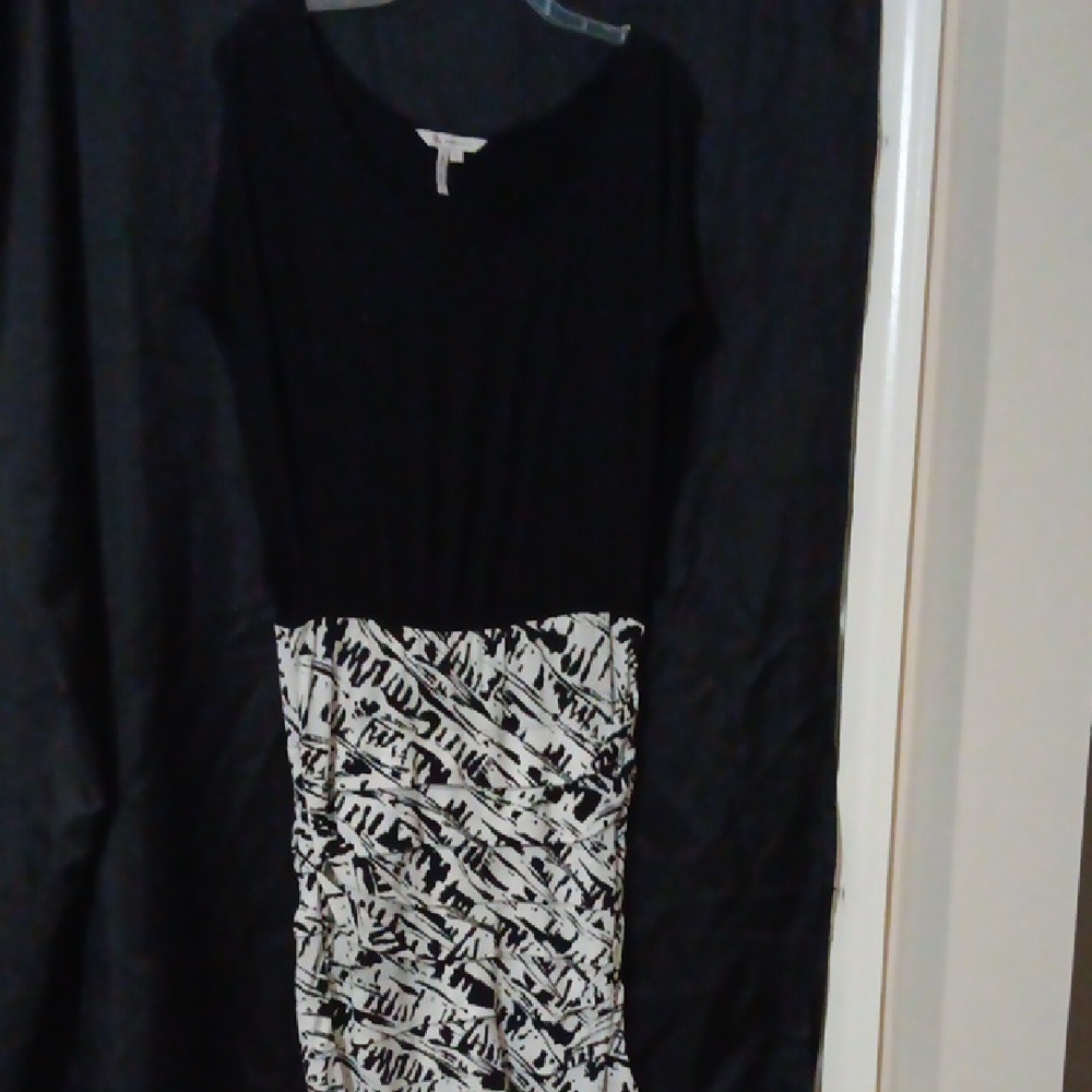 BCBGeneration Black and White Sheath Midi Dress